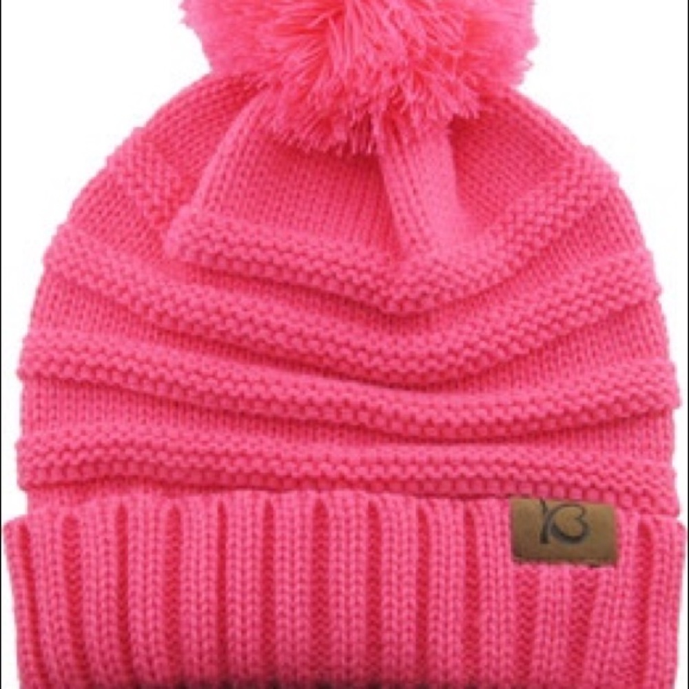 Chunk Pom Pom Cable Knit Ribbed Beanie